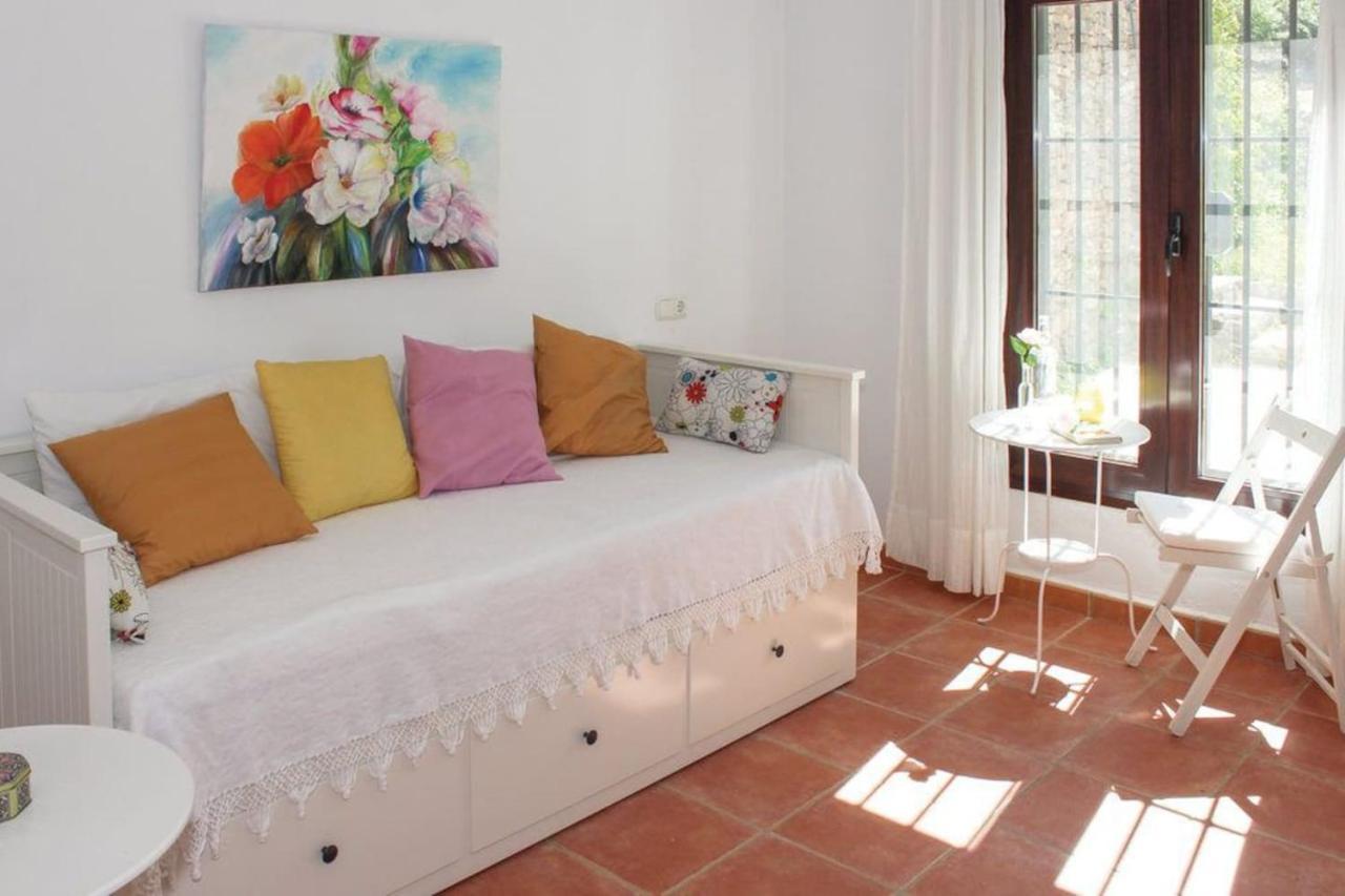 Fuentezuelas Pool Villa Sayalonga Ngoại thất bức ảnh