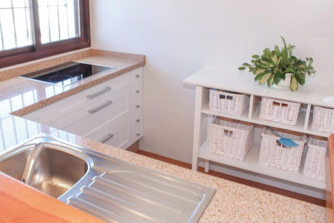 Fuentezuelas Pool Villa Sayalonga Ngoại thất bức ảnh